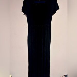 Elegant Black Maxi Dress